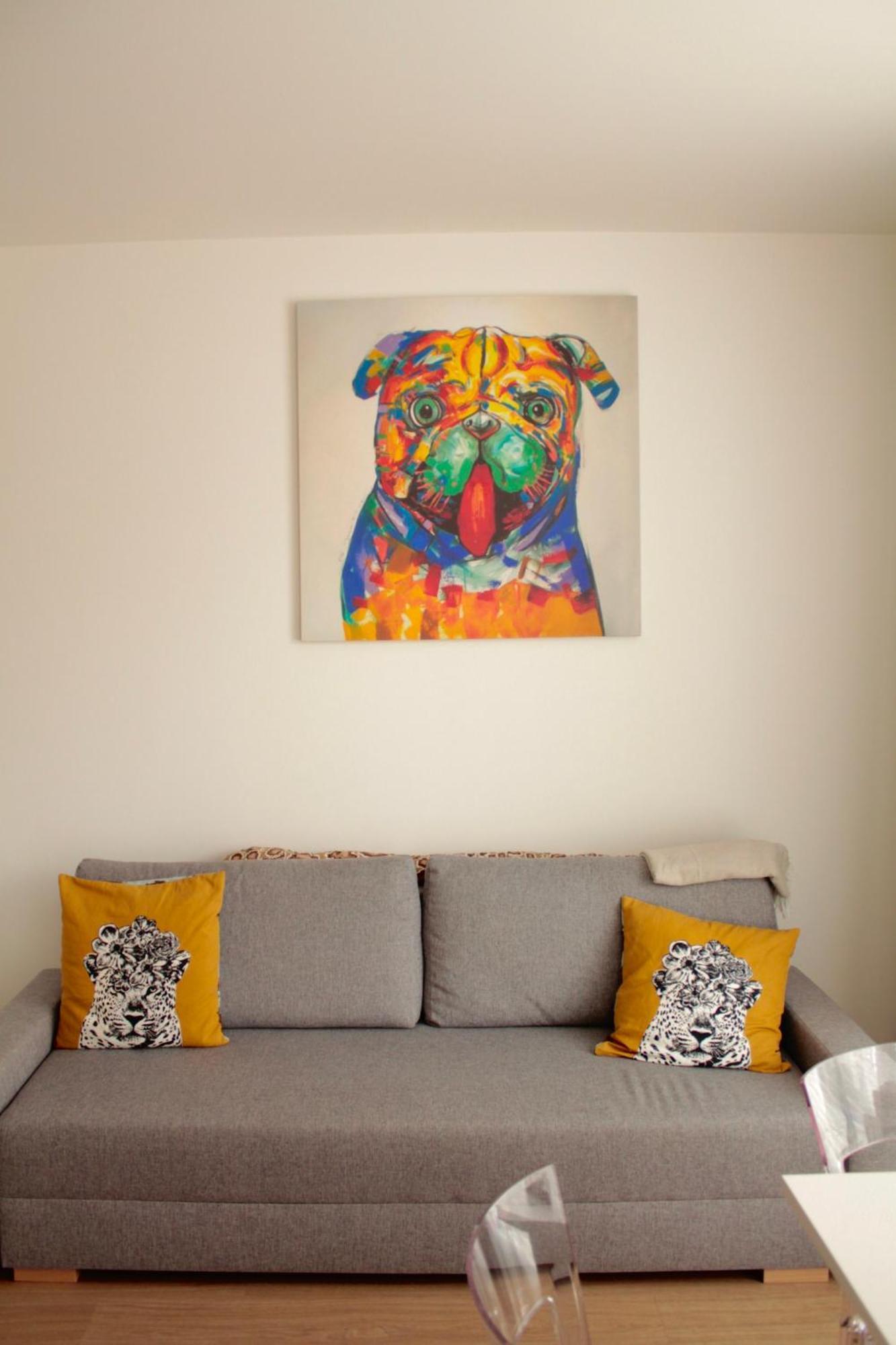 Holesovice Delight: Modern Comfort With A Twist In Prague 7 외부 사진